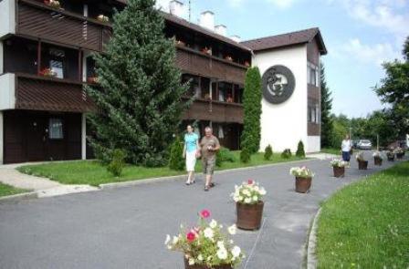 Solar Club Apartman Sopron Buitenkant foto